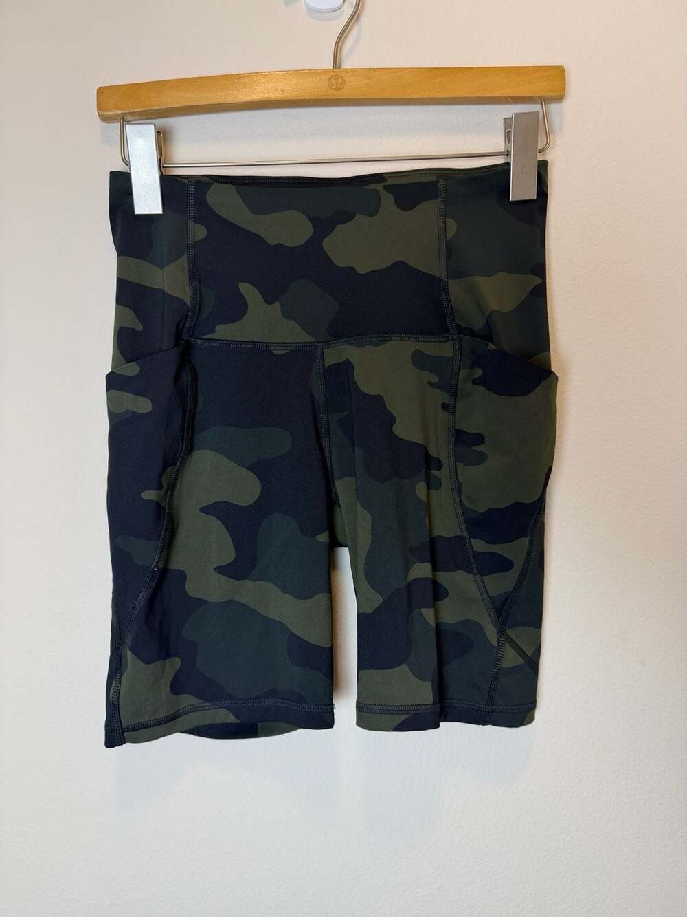 All In Motion Bike Shorts Size M Camo